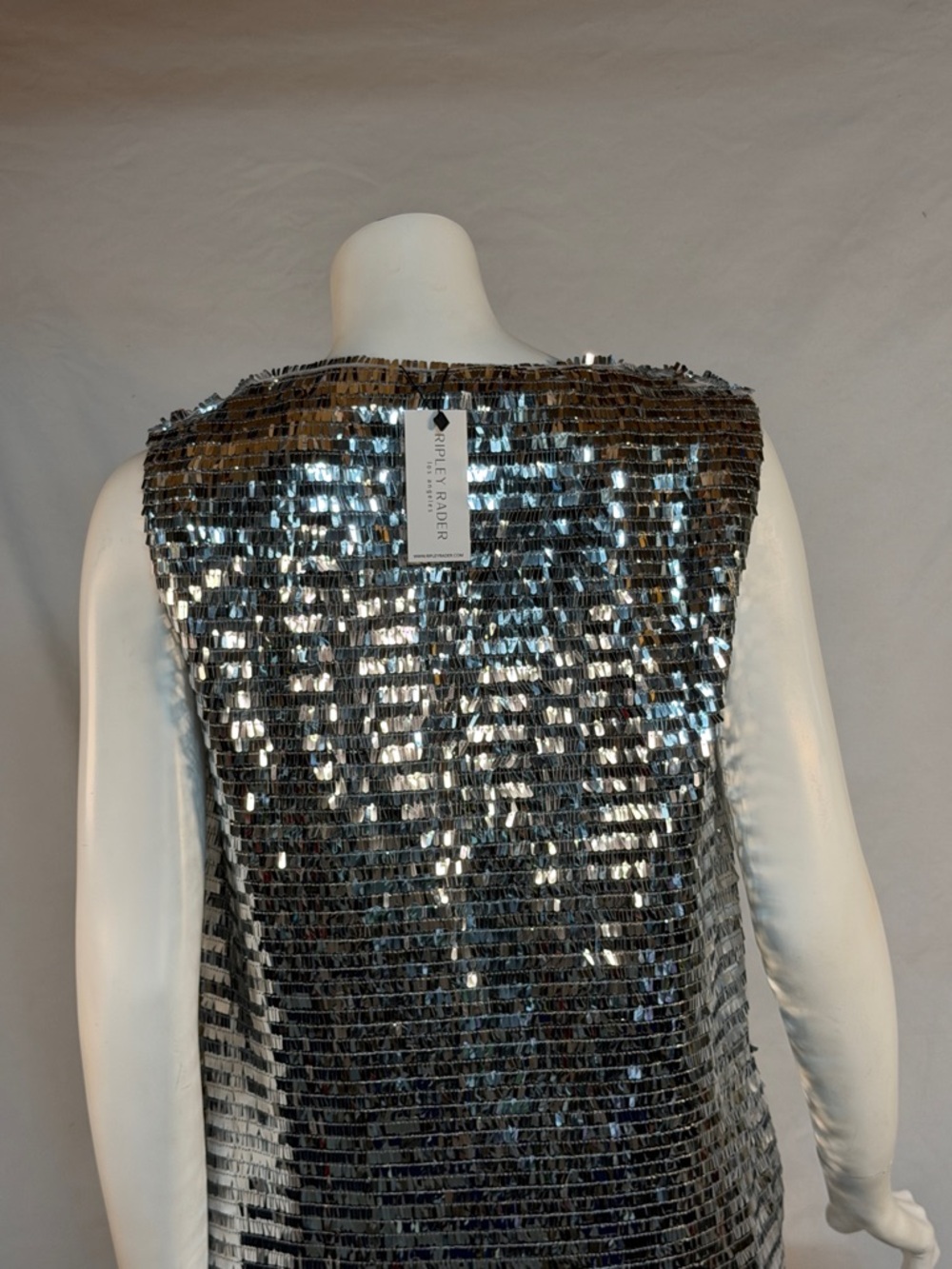 Ripley Rader Size Medium Silver Sequin V-Neck Mini Dress - Picture 5 of 8